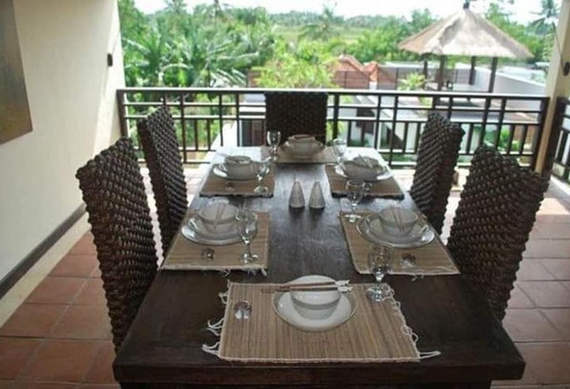 مبيت وإفطار Villa Red Wood Forest