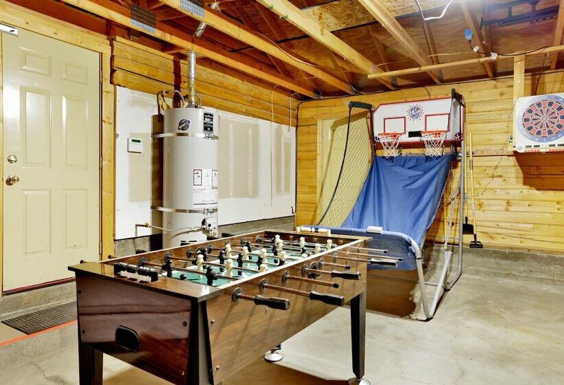 Crescenta Pines Log Cabin #2346