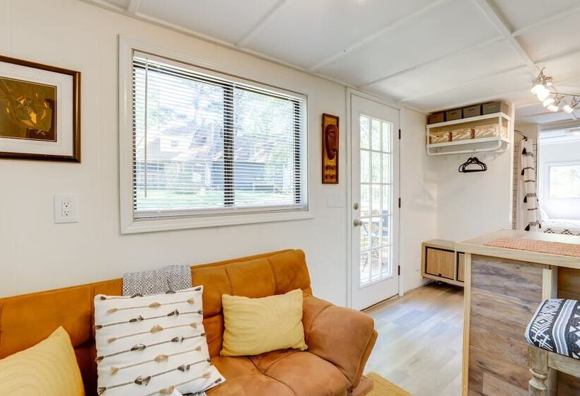 Hike On Site: Georgia Tiny Home On Farm Retreat