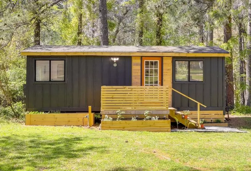 Hike On Site: Georgia Tiny Home On Farm Retreat
