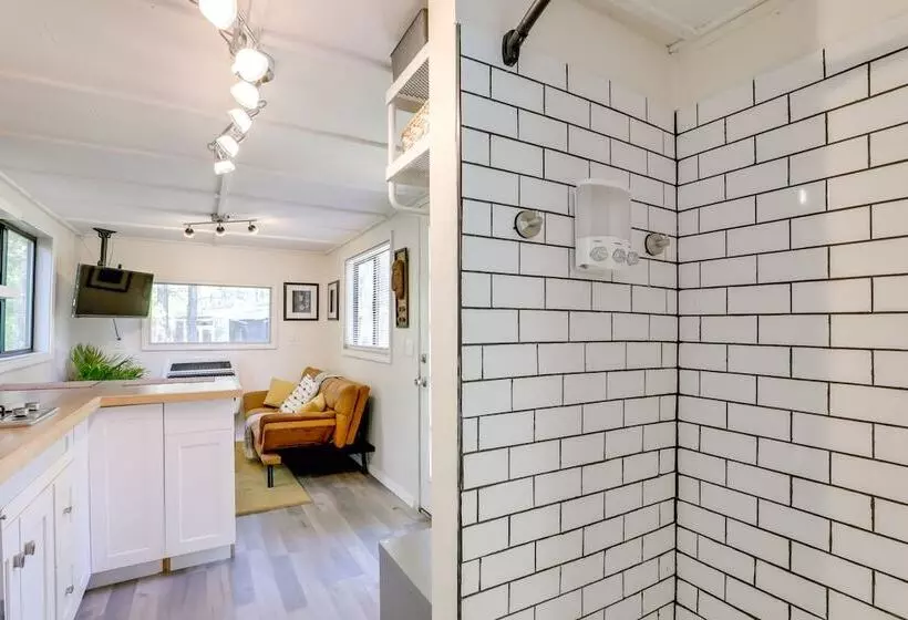 Hike On Site: Georgia Tiny Home On Farm Retreat