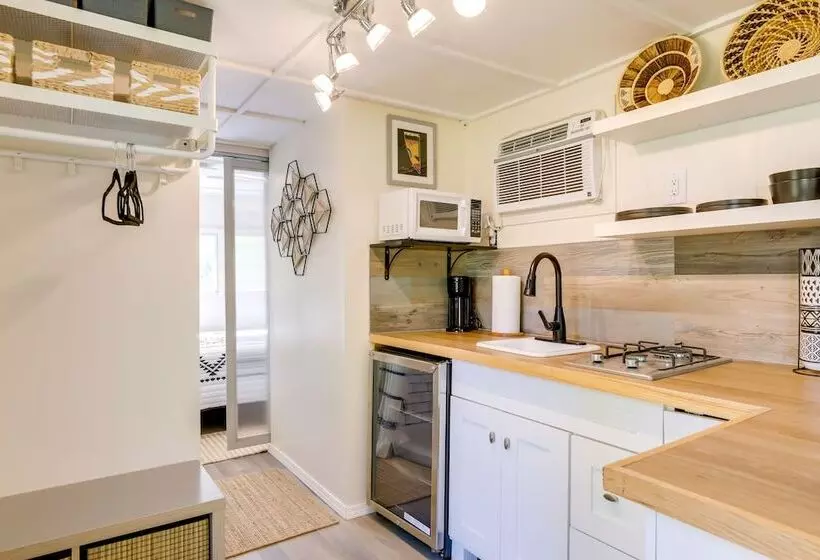 Hike On Site: Georgia Tiny Home On Farm Retreat