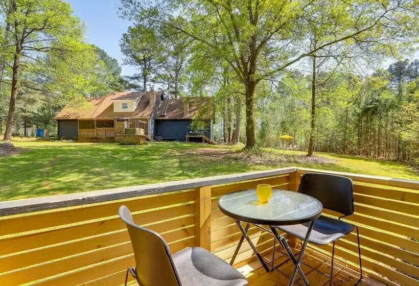 Hike On Site: Georgia Tiny Home On Farm Retreat