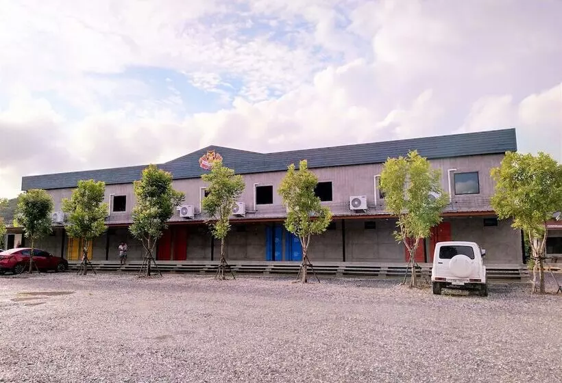 ホテル Baan Nokhook Resort