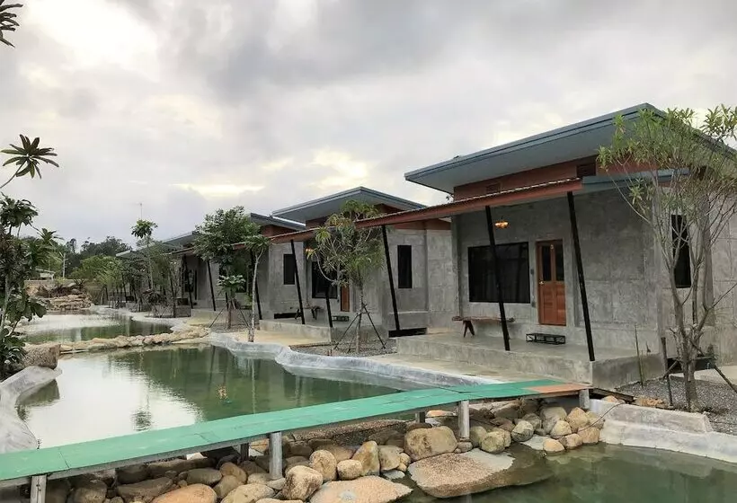 ホテル Baan Nokhook Resort
