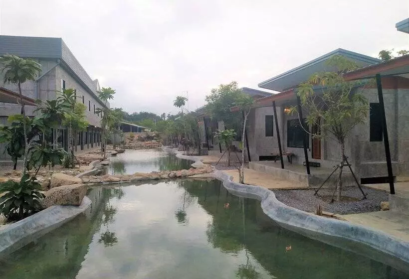 ホテル Baan Nokhook Resort