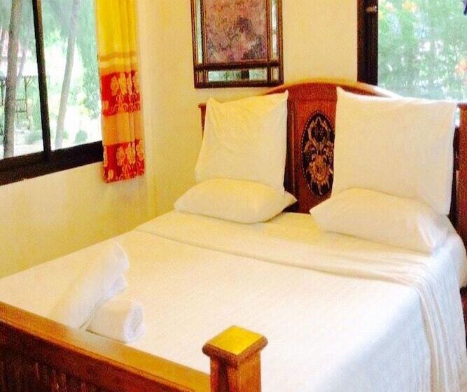 فندق White Stone Resort