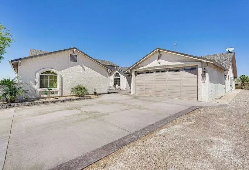 Lake Havasu City Home W/ Patios & Saltwater Pool!