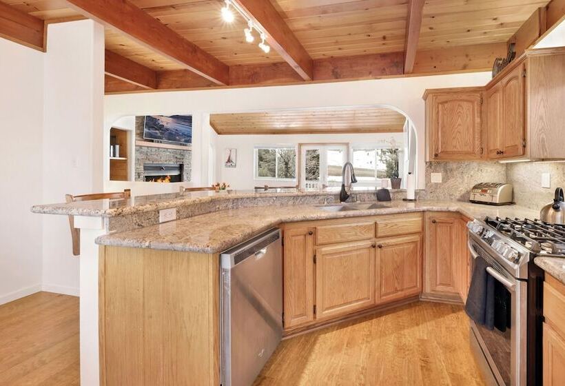 Lassen Paradise #2010