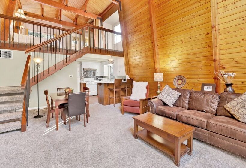 Mountain Pines Cottage #2349