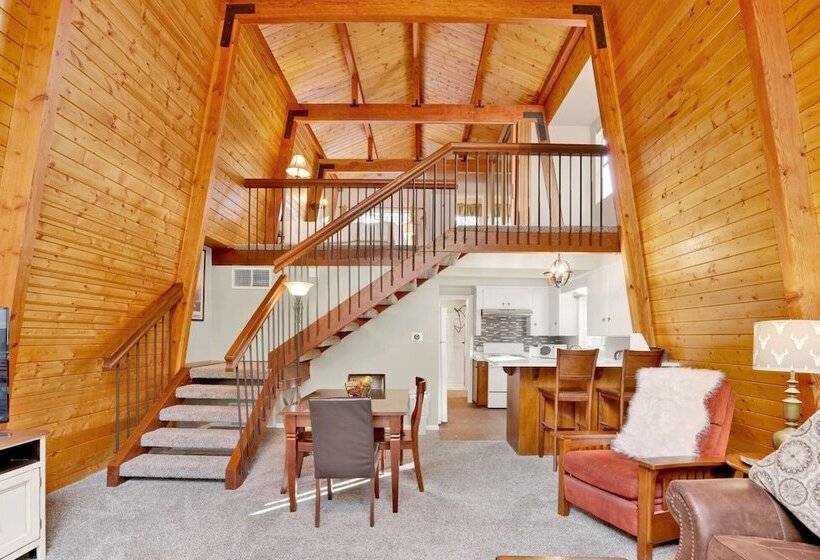 Mountain Pines Cottage #2349