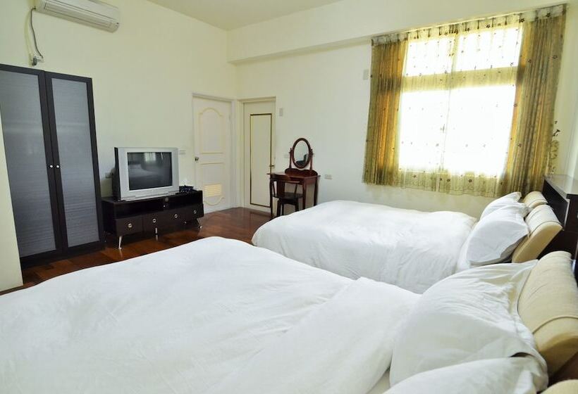 پانسیون Star House 101