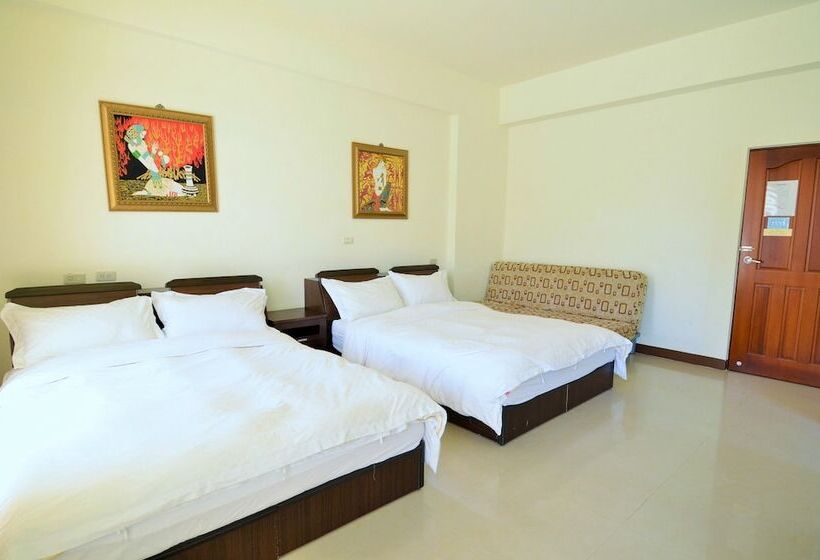 پانسیون Star House 101