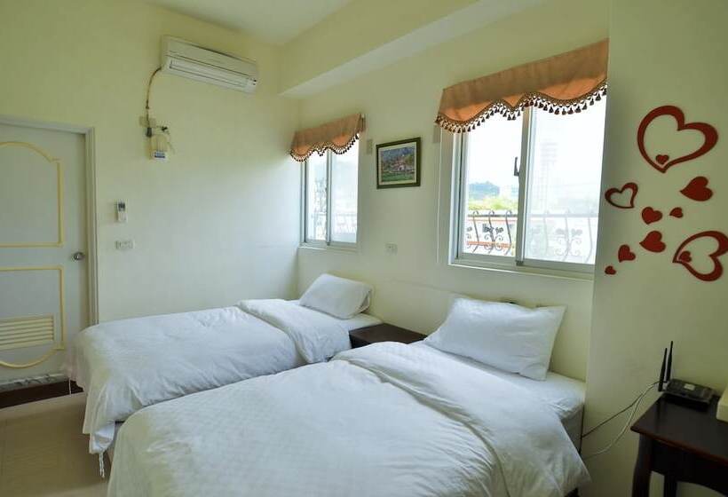 پانسیون Star House 101