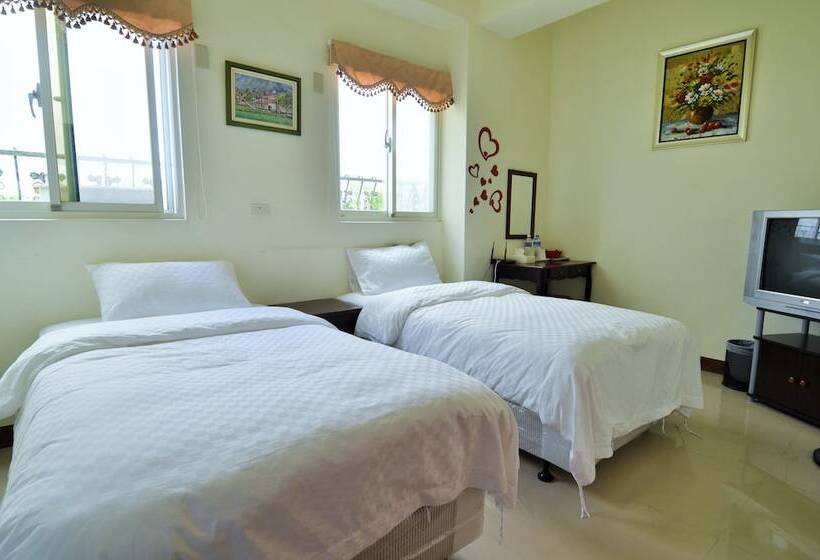 پانسیون Star House 101