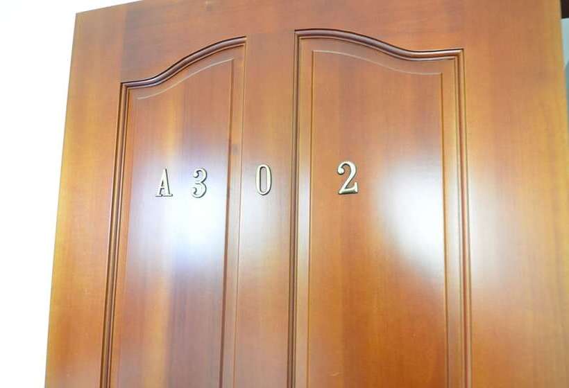 پانسیون Star House 101