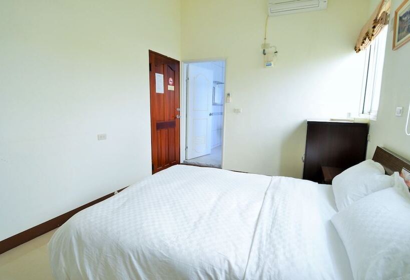 پانسیون Star House 101