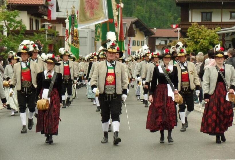 민박 Haus Oblasser