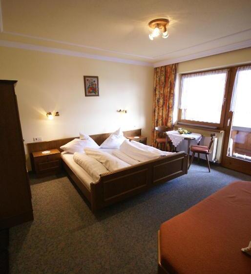 민박 Haus Oblasser