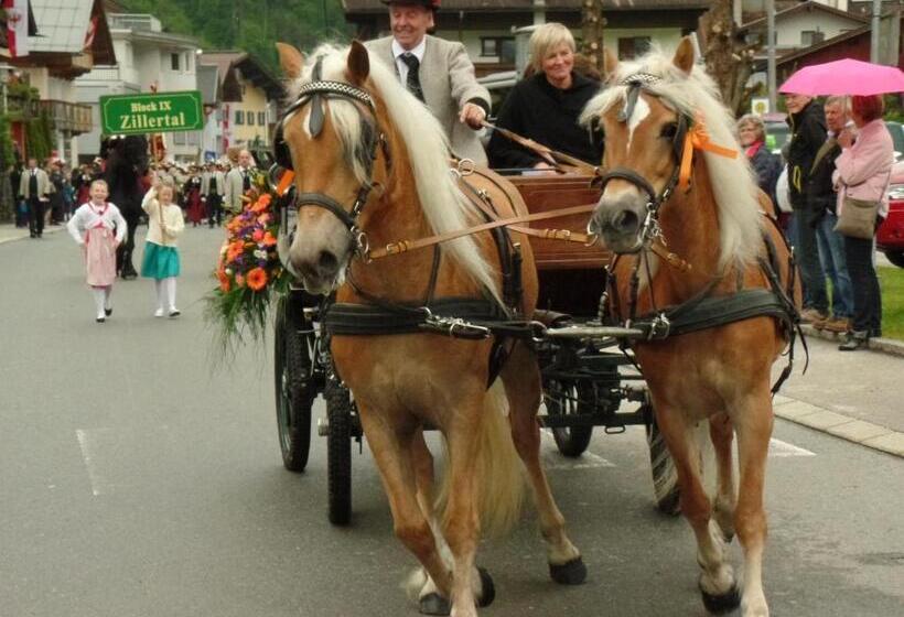 민박 Haus Oblasser