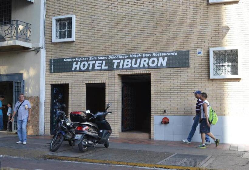 هتل Tiburon