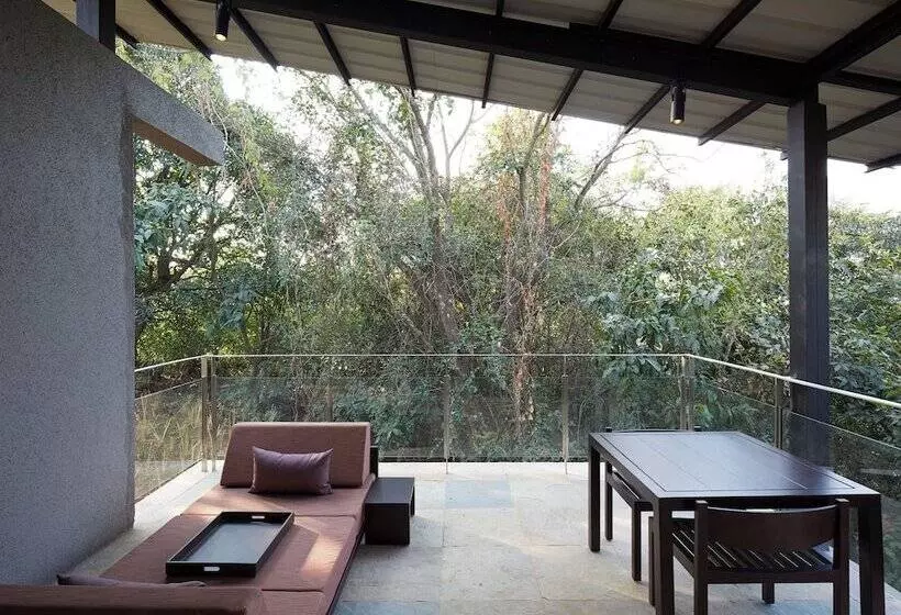 Lomakeskus Dharana At Shillim A Luxury Wellness Retreat