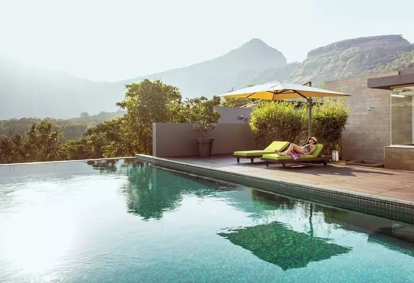 Lomakeskus Dharana At Shillim A Luxury Wellness Retreat