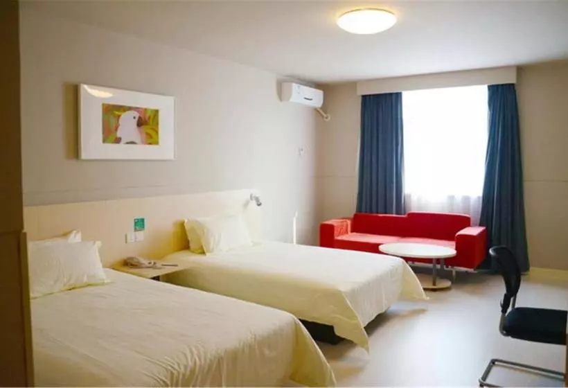 Hotelli Jinjiang Inn Quanzhou Transportation Center Station