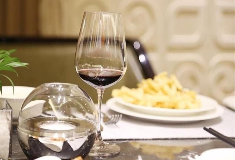 Отель Jiuhua Jin Jiang International