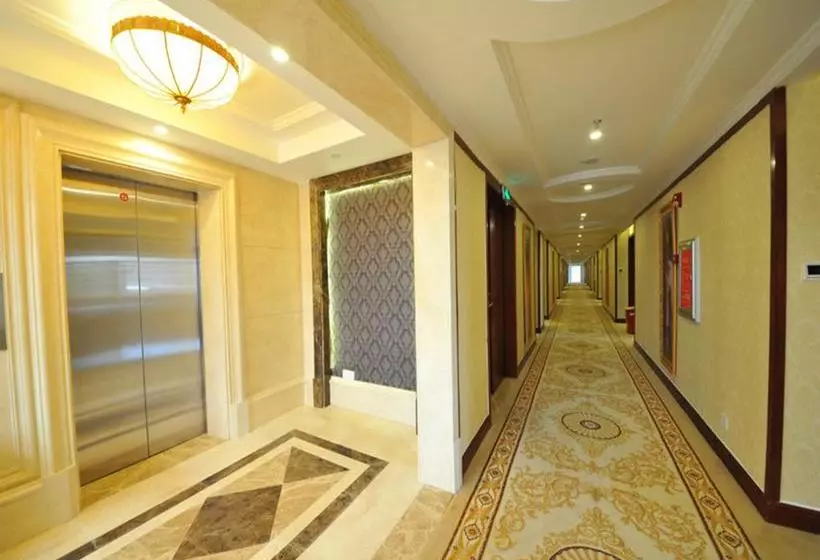 Vienna Hotel Shaoguan Wujiang Kuangshan Park
