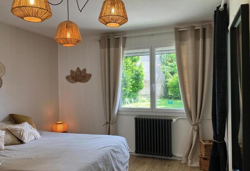 Bed and Breakfast La Pause Cadurcienne, Table Et Chambre D Hôtes