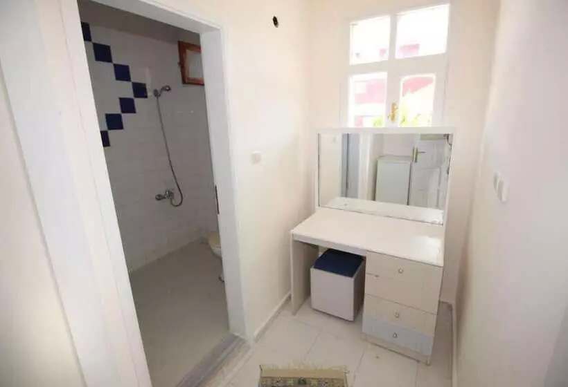 Avşa Güneş Otel