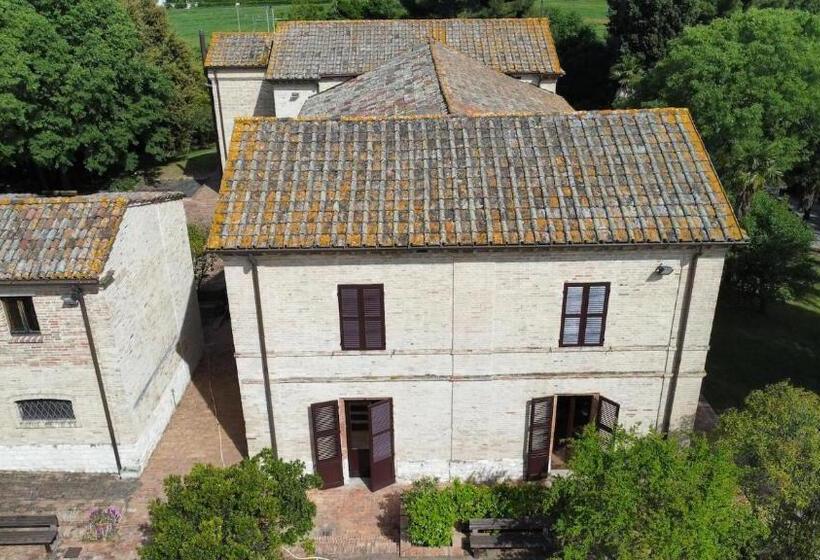 هتل Casa Famiglia Di Nazareth