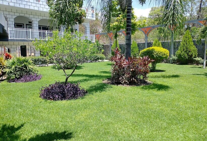 בית מלון כפרי Villa Salvatore