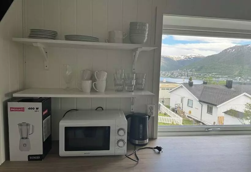 Retkeilymaja Lun Home