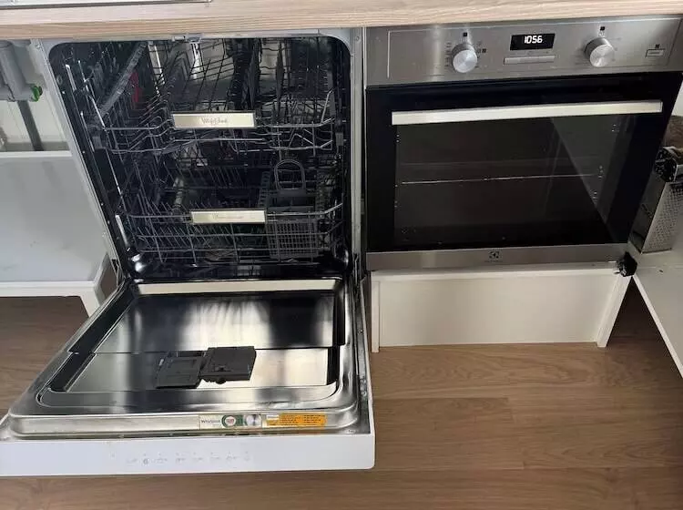 Retkeilymaja Lun Home