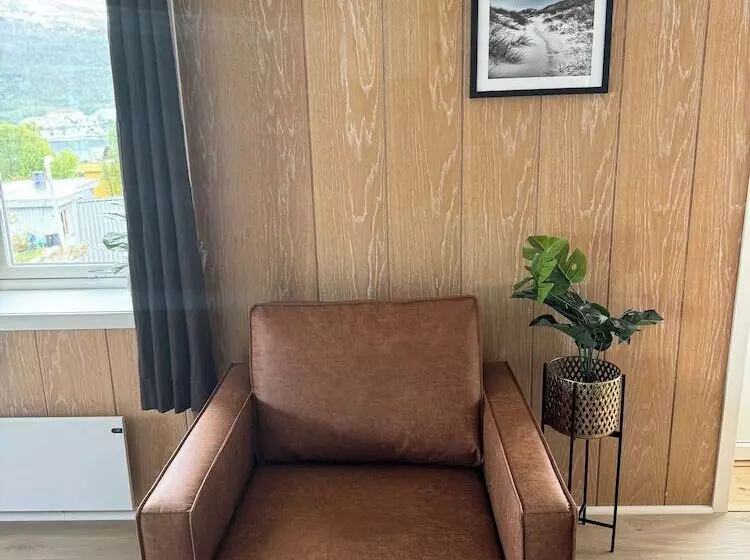 Retkeilymaja Lun Home