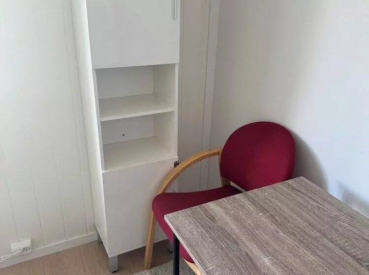 Retkeilymaja Lun Home