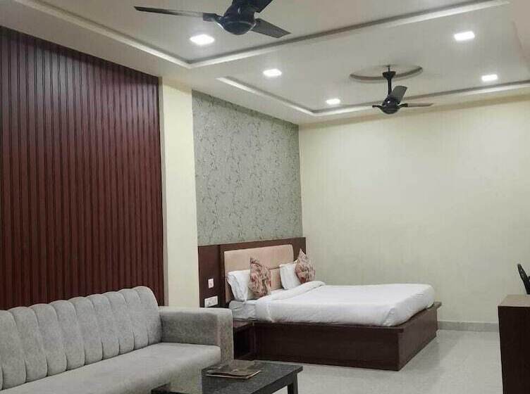 Hotel Jodha The Great, Kuberpur, Agra