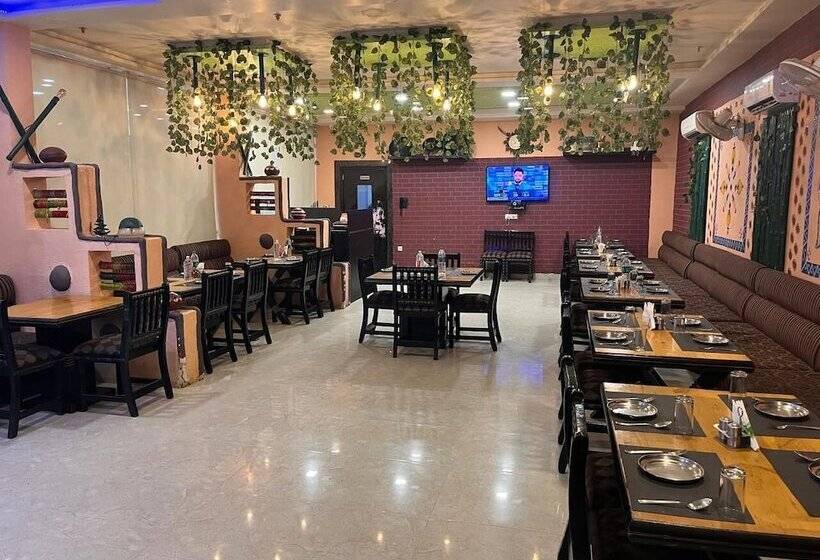 Hotel Jodha The Great, Kuberpur, Agra