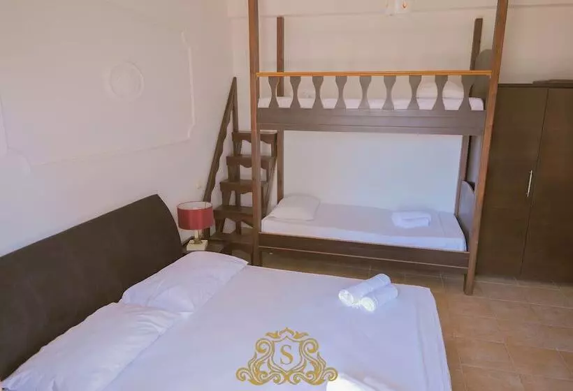 ホテル Sorrente