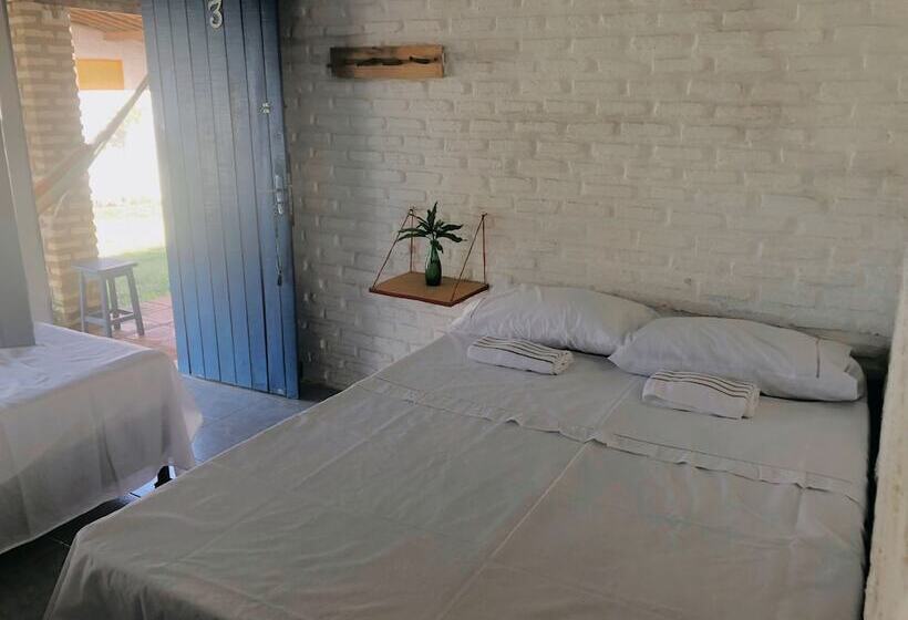 ユースホステル Quatro Ventos