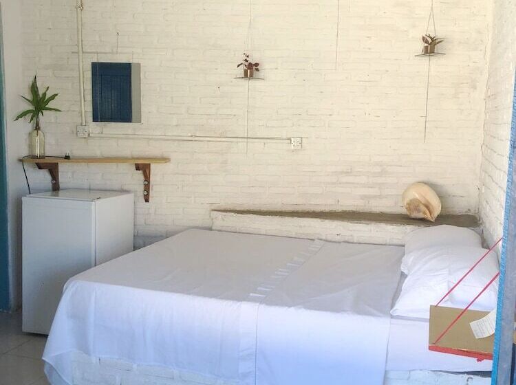 ユースホステル Quatro Ventos