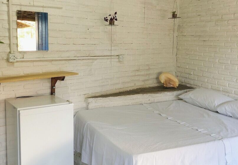 ユースホステル Quatro Ventos