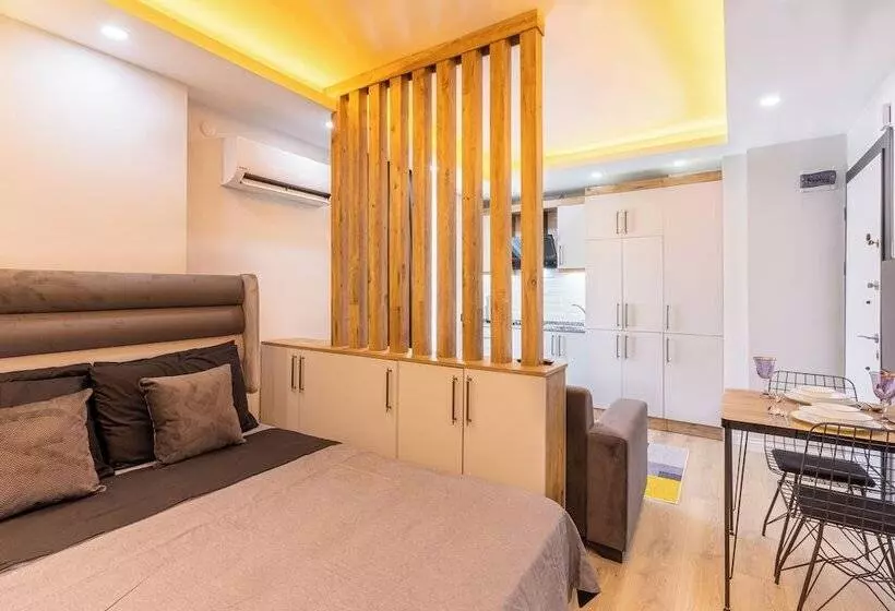 Brandhill Airport Suites