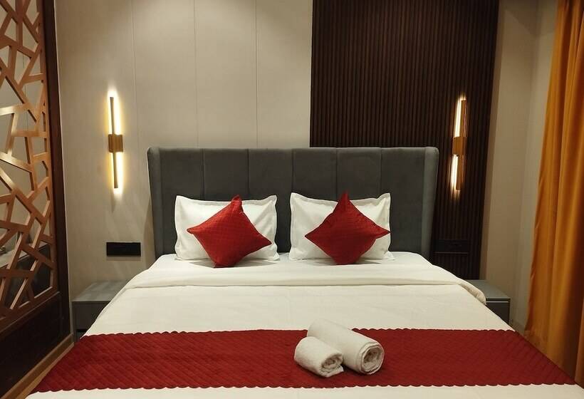 Отель Loft Studios Noida