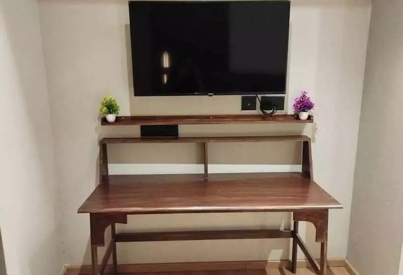 ホテル Loft Studios Noida