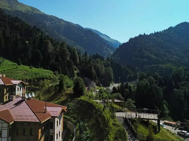 Hotelli Ayder Altıparmak Suit