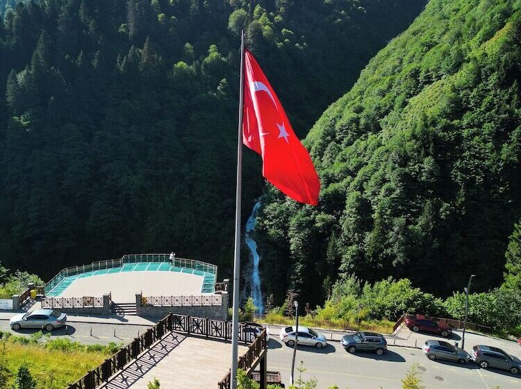 酒店 Ayder Altıparmak Suit