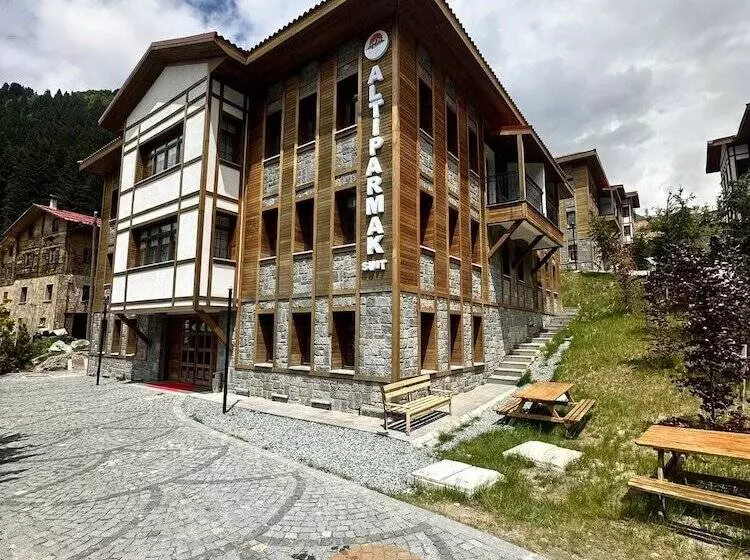 Hotelli Ayder Altıparmak Suit